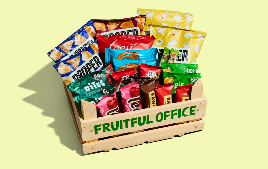 Snackbox met verantwoorde repen, chips, popcorn en power